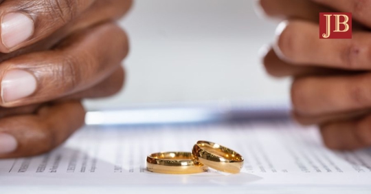 two people filing for divorce
